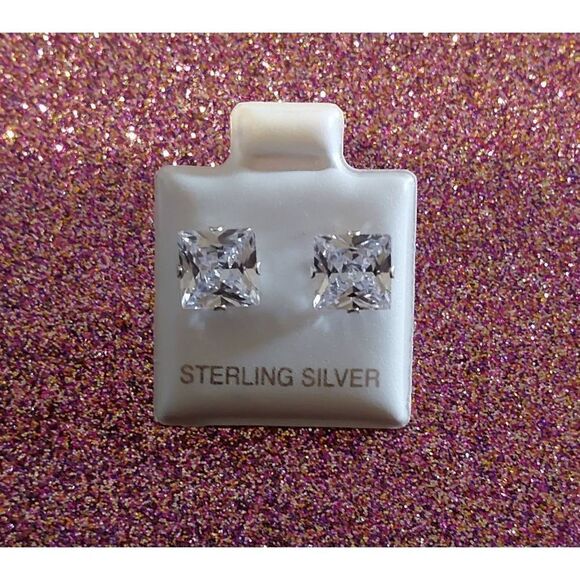 New Sterling Silver 2 Ct. Princess Cut Sim Diamond Stud Earrings~.925 - Picture 1 of 3